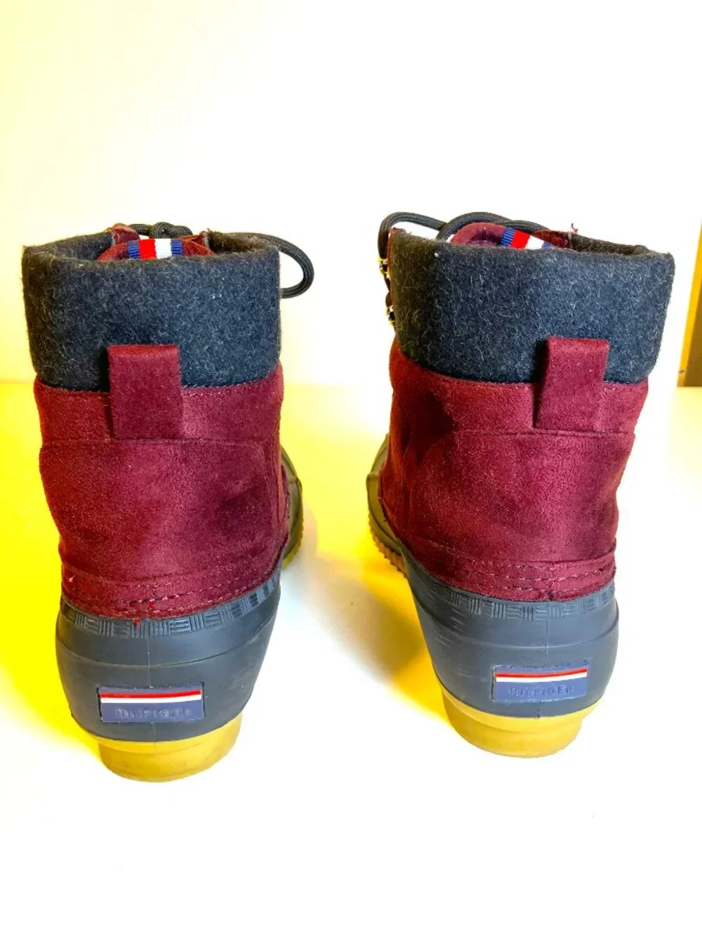 TOMMY HILFIGER Burgandy Rain Winter Snow Duck Boots.  Size 10.  Excellent preown
